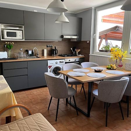 Mandula Vendeghaz Apartment Егер Екстериор снимка