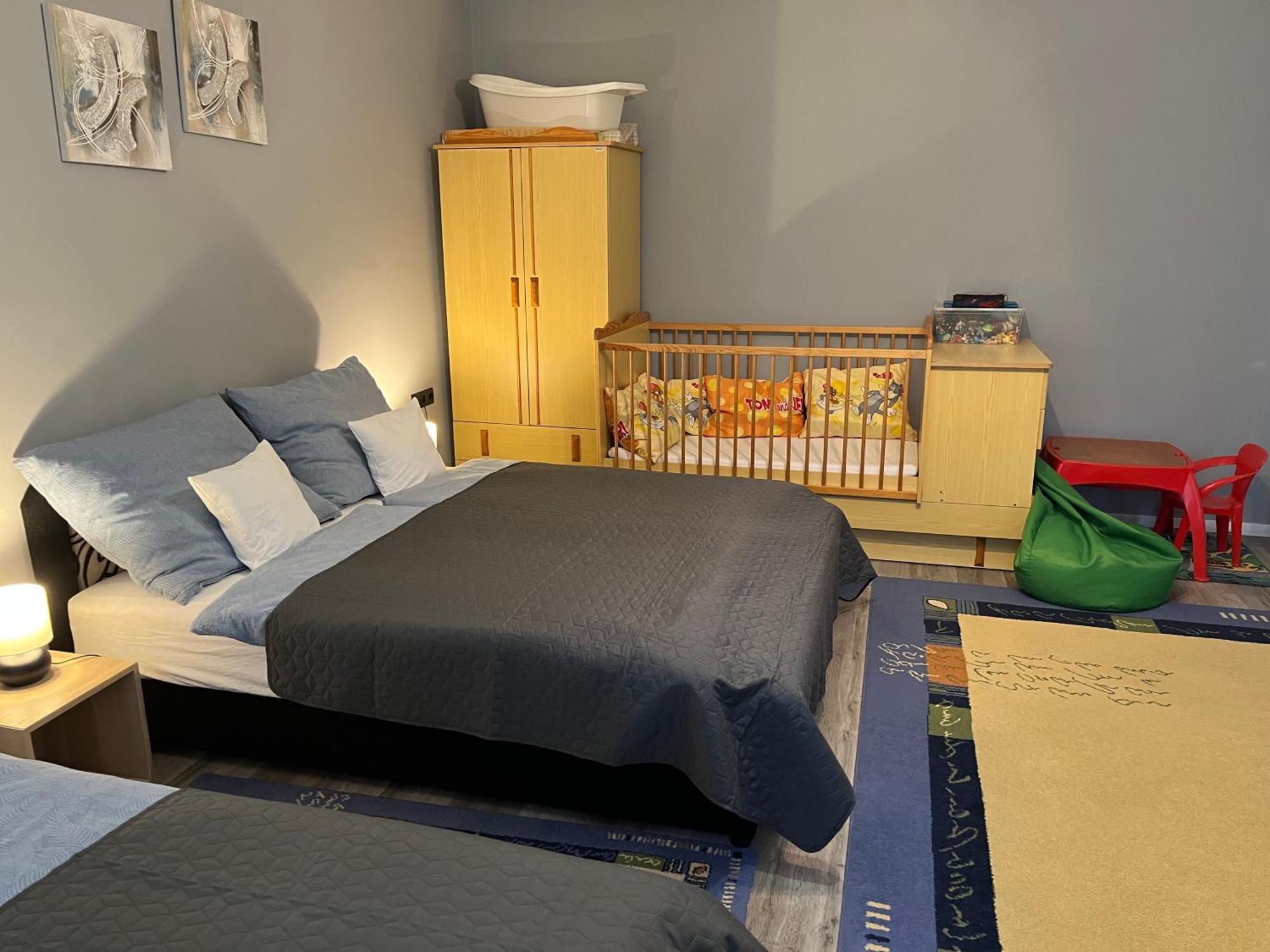 Mandula Vendeghaz Apartment Егер Екстериор снимка