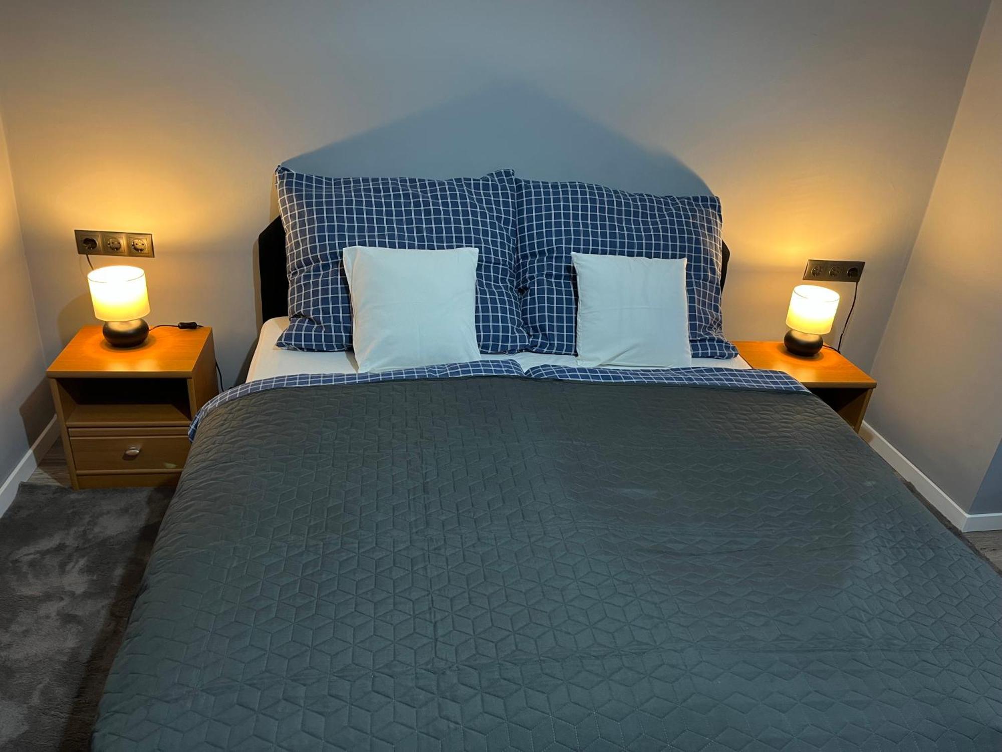 Mandula Vendeghaz Apartment Егер Екстериор снимка