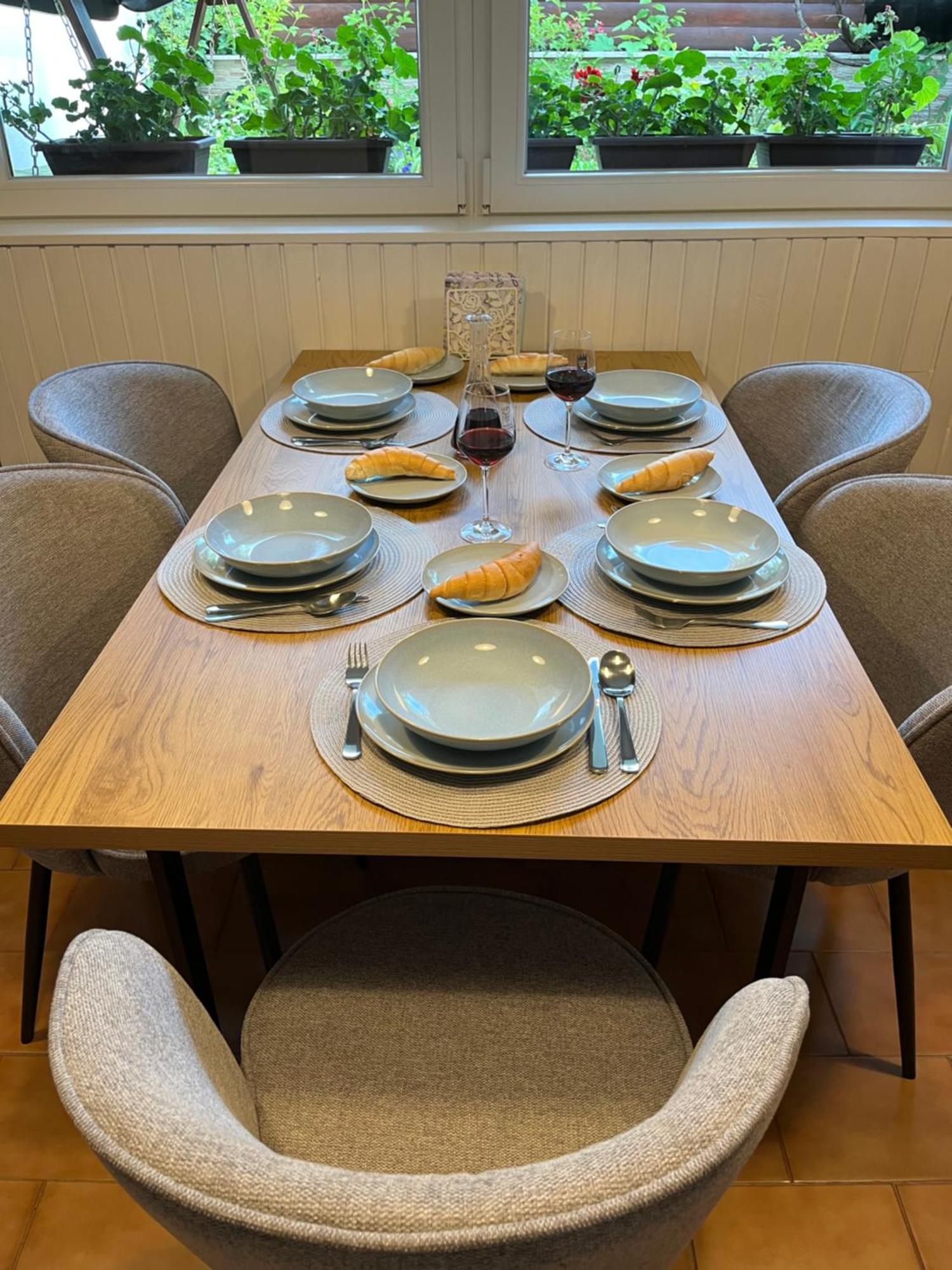 Mandula Vendeghaz Apartment Егер Екстериор снимка